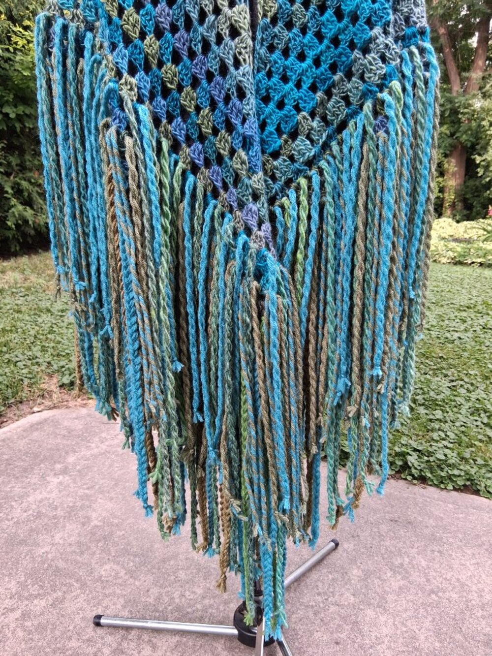 Boho Turquoise Blue and Green Full Thick Fringe Shawl Shrug - Picture 12 of 14
